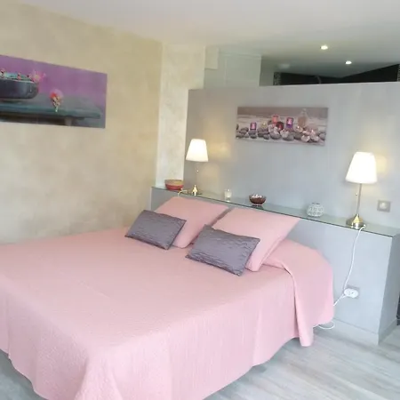 Au Mas De Gamet Bed & Breakfast 3*