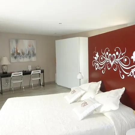 Bed & Breakfast Au Mas De Gamet 3*