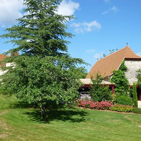 Au Mas De Gamet Bed & Breakfast 3*