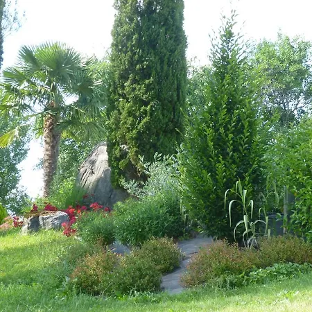 Au Mas De Gamet Bed & Breakfast Théminettes