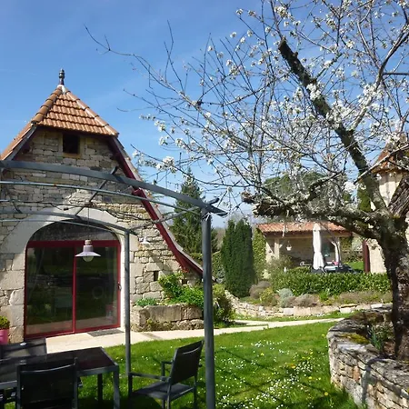 Au Mas De Gamet Bed & Breakfast 3*