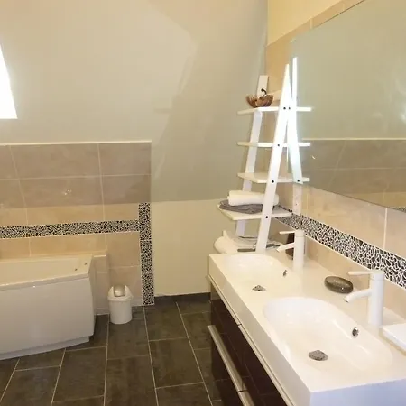 Au Mas De Gamet Bed & Breakfast