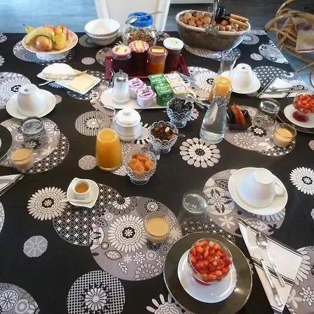 欧玛斯德格梅酒店 3* Théminettes