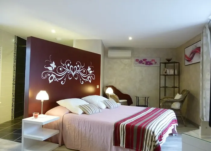 Bed & Breakfast Au Mas De Gamet 3*