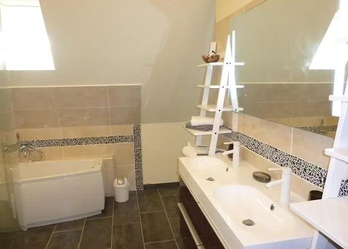 Au Mas De Gamet Bed & Breakfast